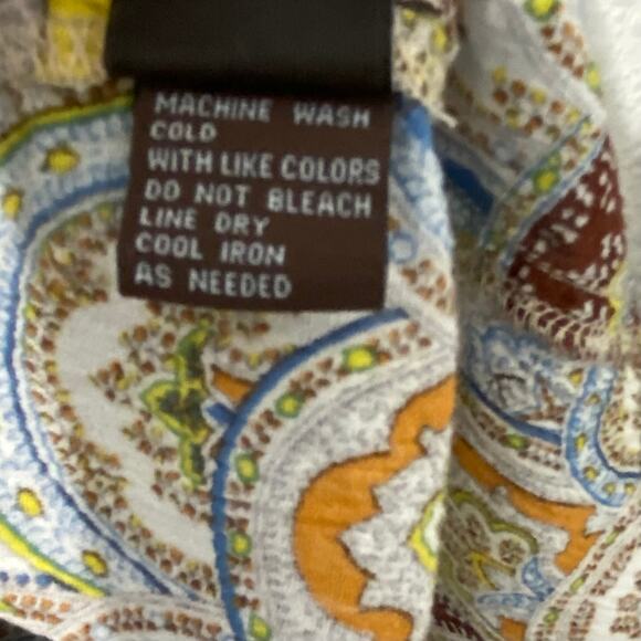 J. McLaughlin Top Womens Size 8 Long Sleeve Button Up Colorful Pattern Paisley - Picture 5 of 7